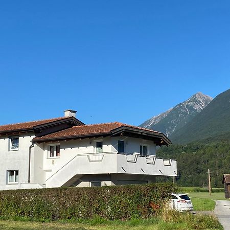 Ferienwohnung Mark-Oehmen Imst Esterno foto