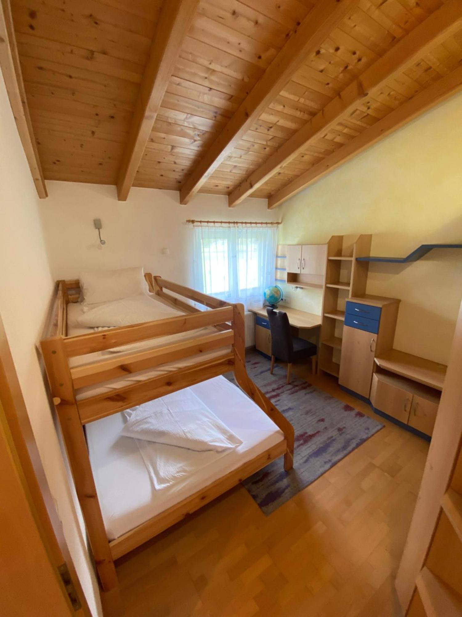 Ferienwohnung Mark-Oehmen Imst Esterno foto